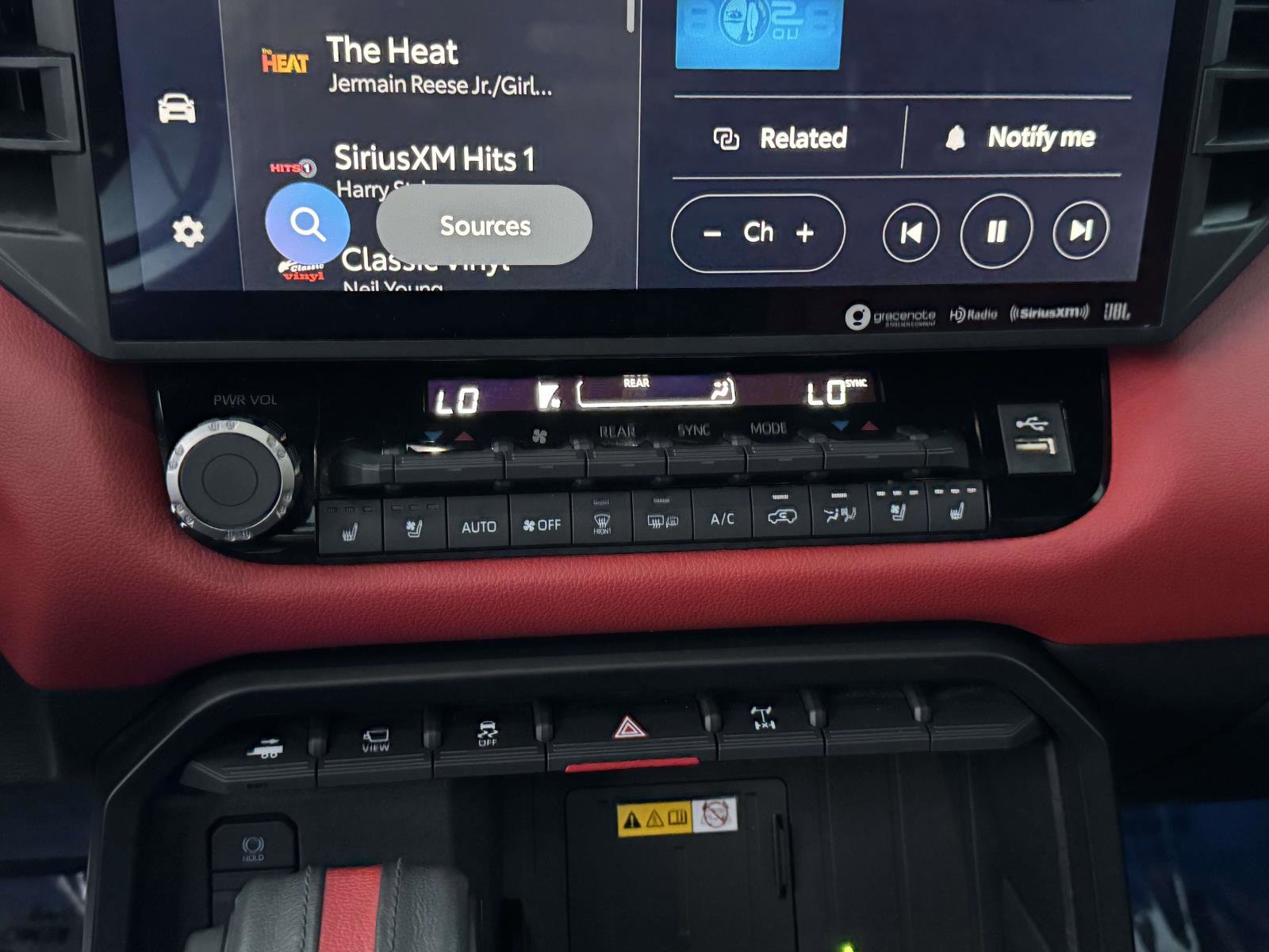 Used 2024 Toyota Sequoia 4WD image 27