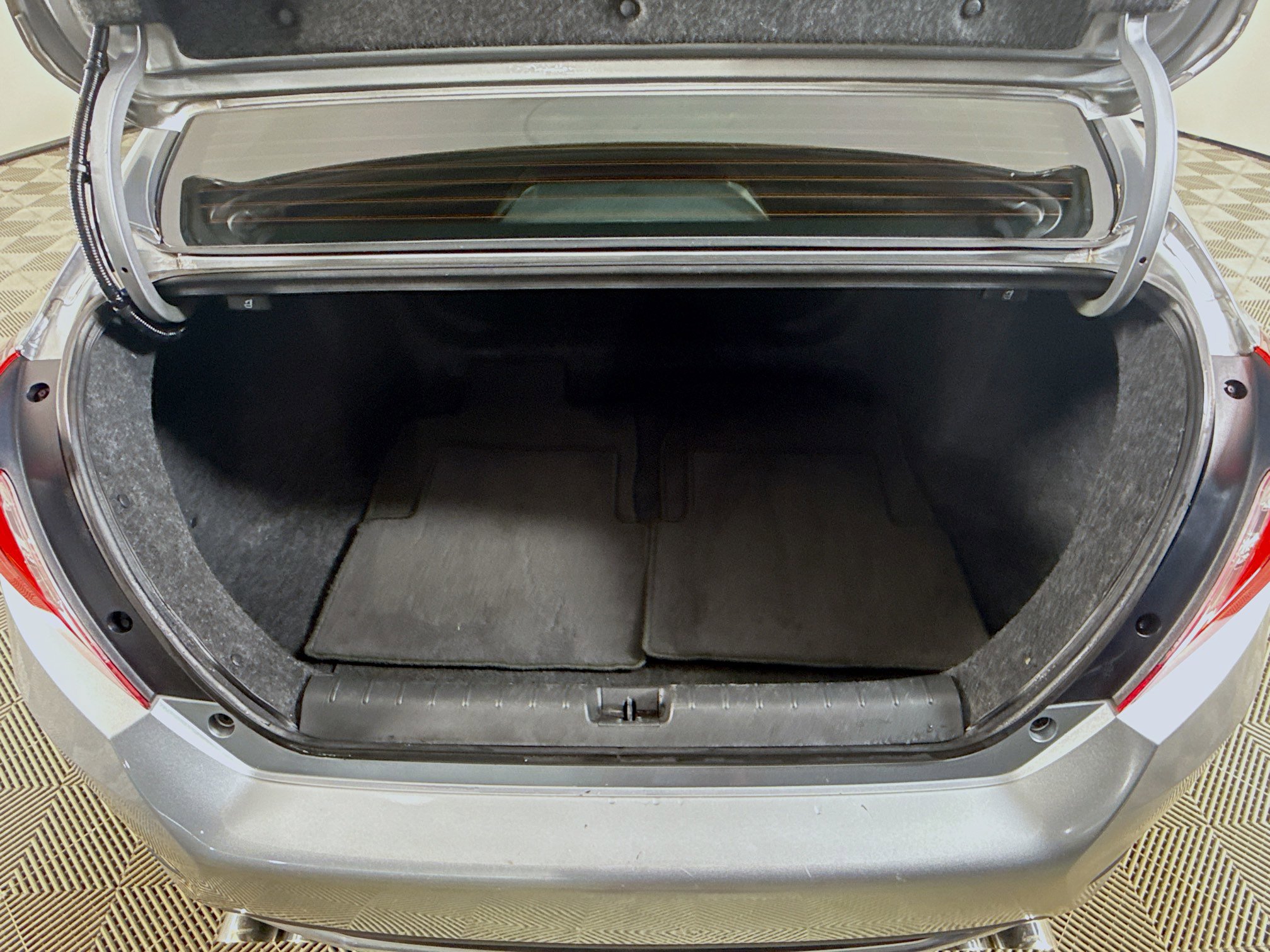 Used 2019 Honda Civic EX-L image 35