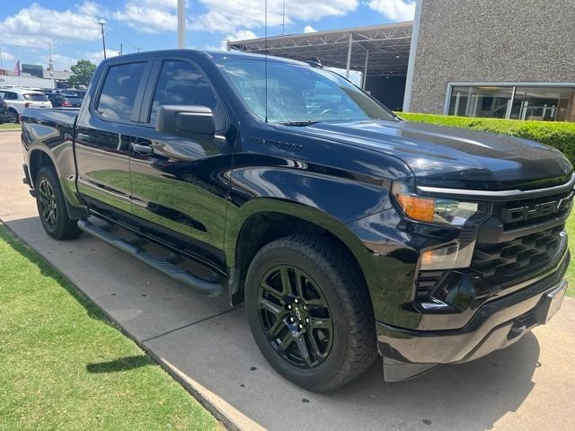 Used 2024 Chevrolet Silverado 1500 Custom w/ Rally Edition RWD image 1