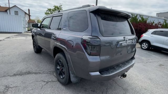 Used 2020 Toyota 4Runner SR5 AWD/4WD image 8