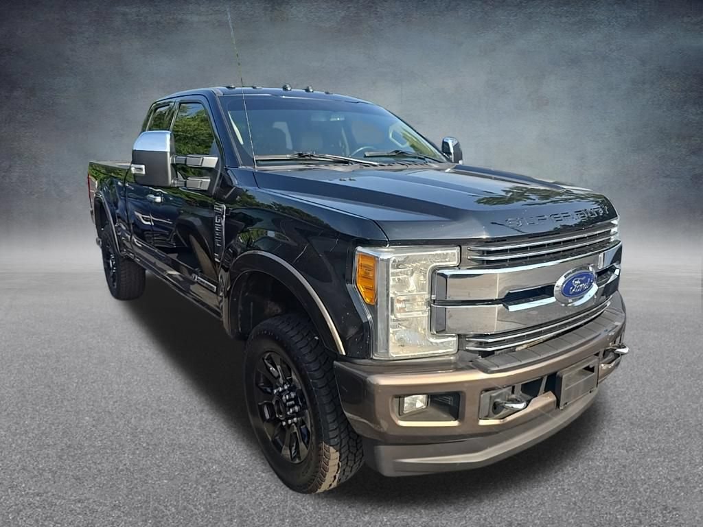 Used 2017 Ford F250 Lariat w/ Chrome Package AWD/4WD image 9