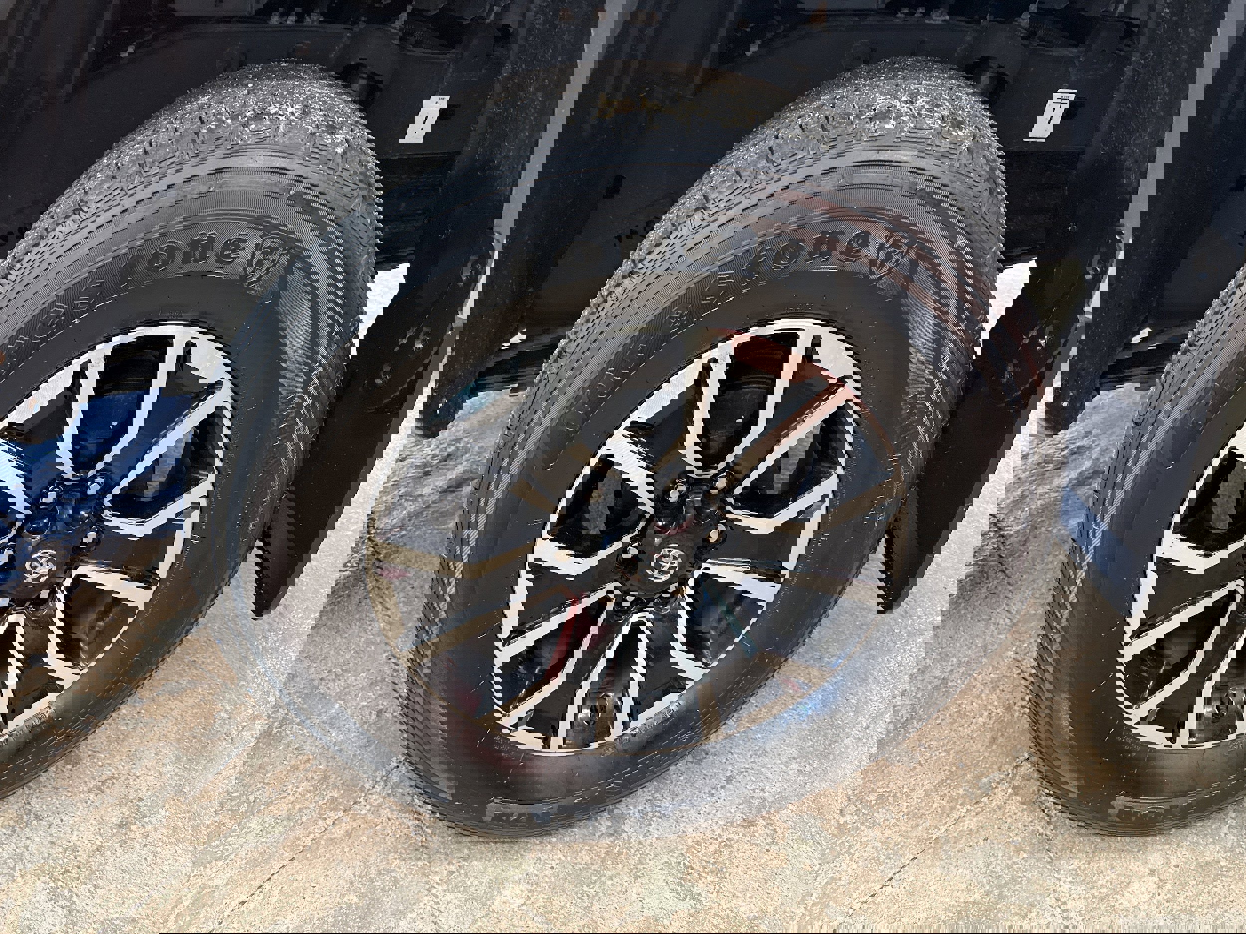 Used 2023 Toyota Tacoma TRD Sport image 7