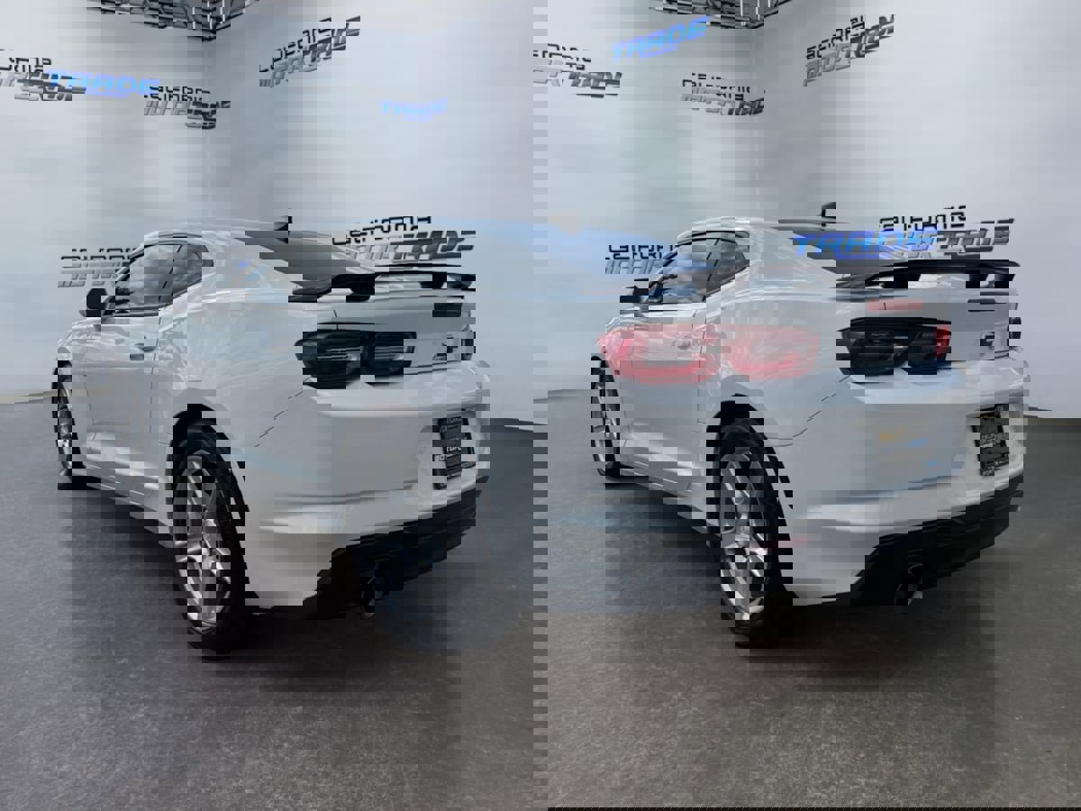 Used 2024 Chevrolet Camaro LT image 7