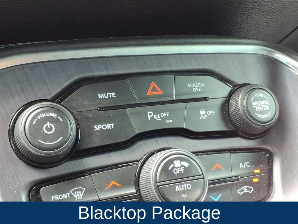 Used 2018 Dodge Challenger SXT Plus RWD image 5