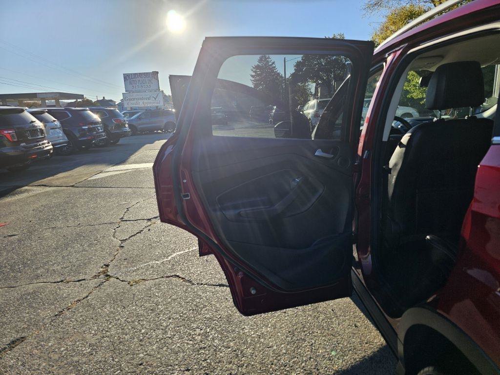Used 2017 Ford Escape Titanium AWD/4WD image 31