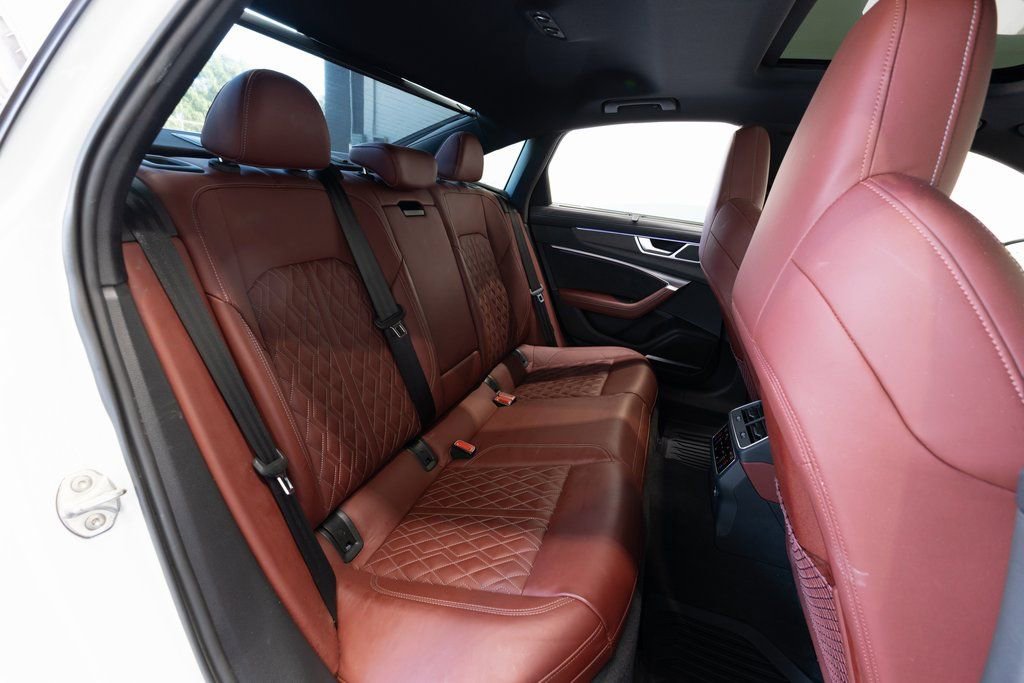 Used 2022 Audi S6 Prestige w/ Prestige Package image 24