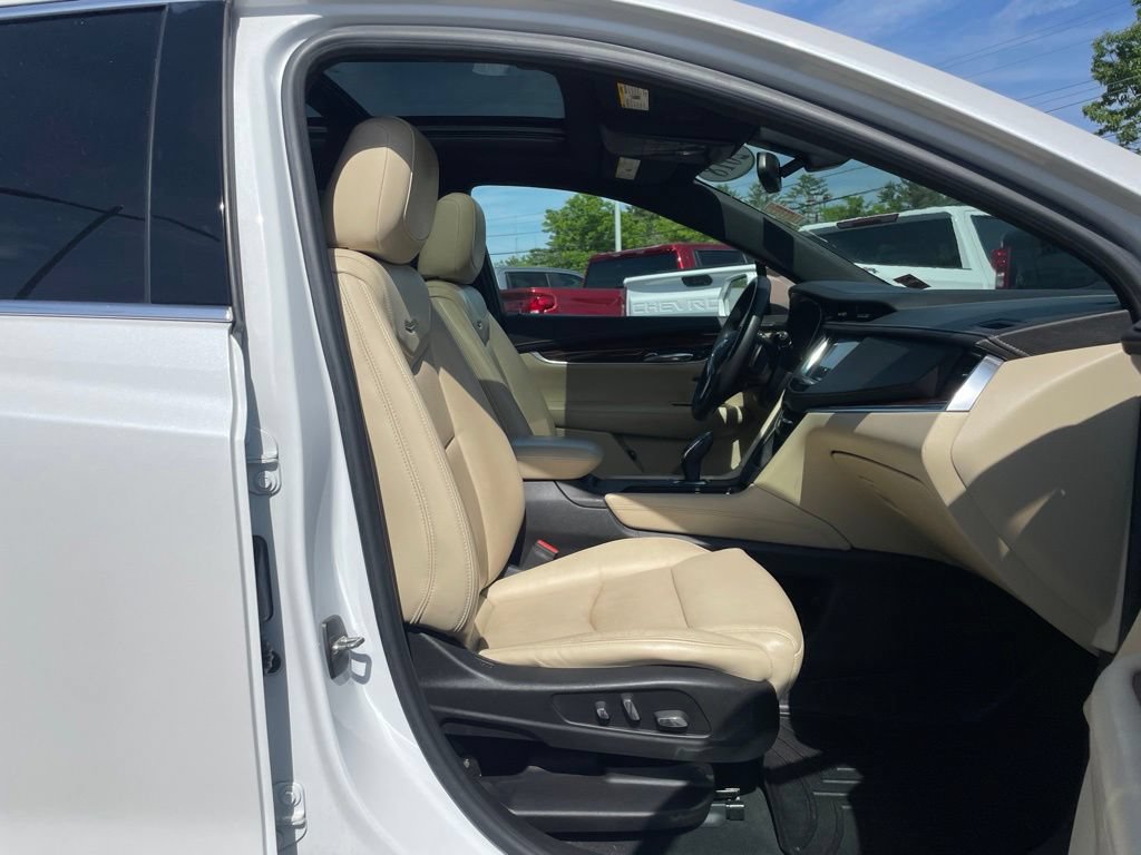 Used 2018 Cadillac XT5 Luxury AWD/4WD image 29