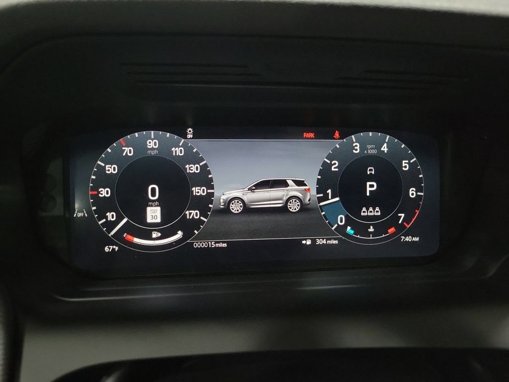 Used 2024 Land Rover Discovery Sport Dynamic SE AWD/4WD image 17