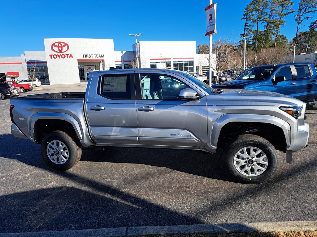 New 2026 Toyota Tacoma SR5 image 5