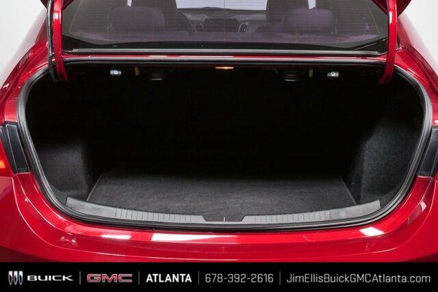 Certified 2018 Chevrolet Malibu Premier w/ Premier Sun and Wheel Package FWD image 29