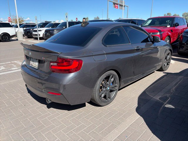 Used 2017 BMW M240i Coupe RWD image 3