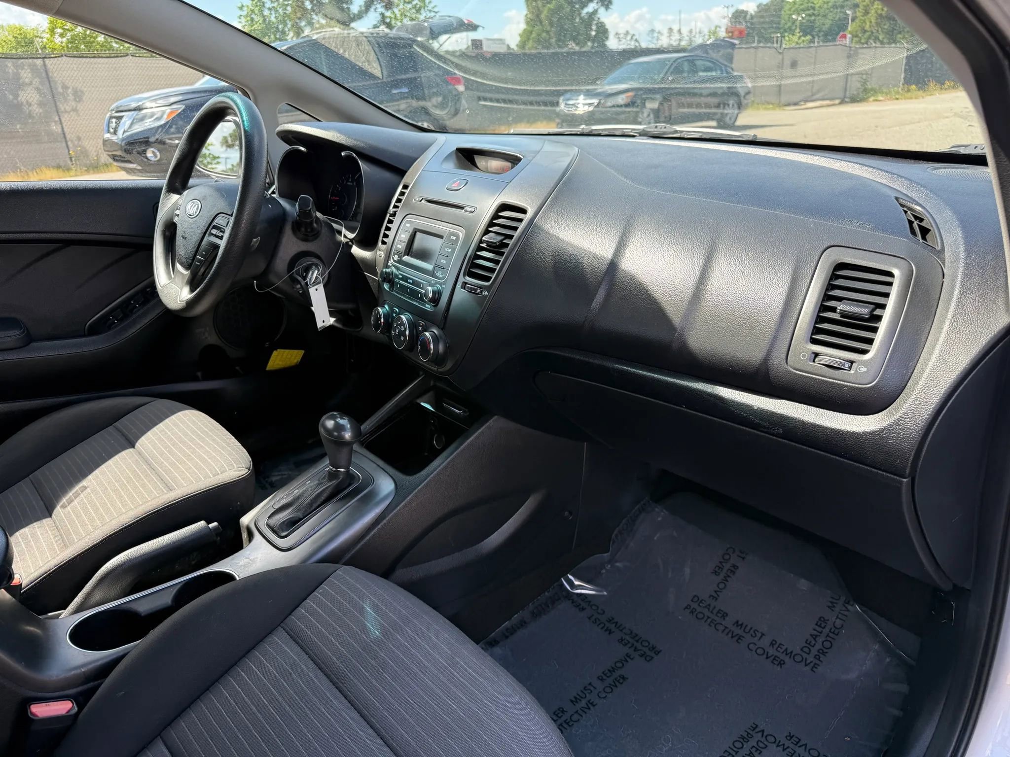 Used 2015 Kia Forte LX FWD image 19