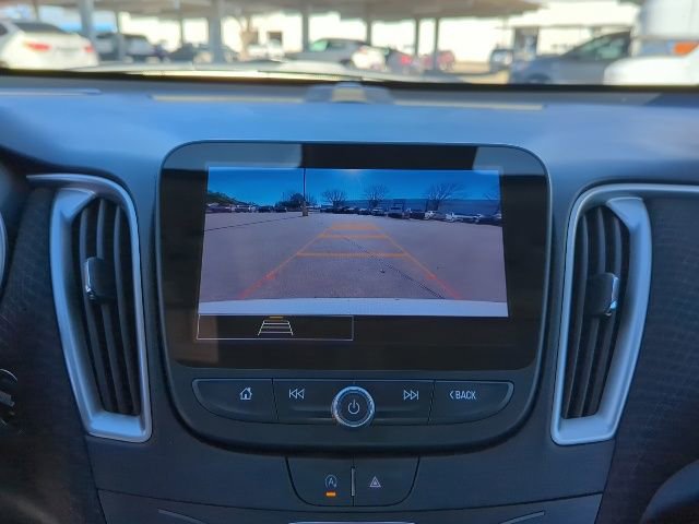 Used 2025 Chevrolet Malibu LT image 7