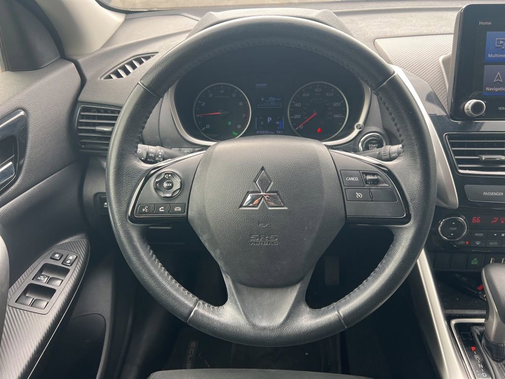 Used 2022 Mitsubishi Eclipse Cross SE image 11