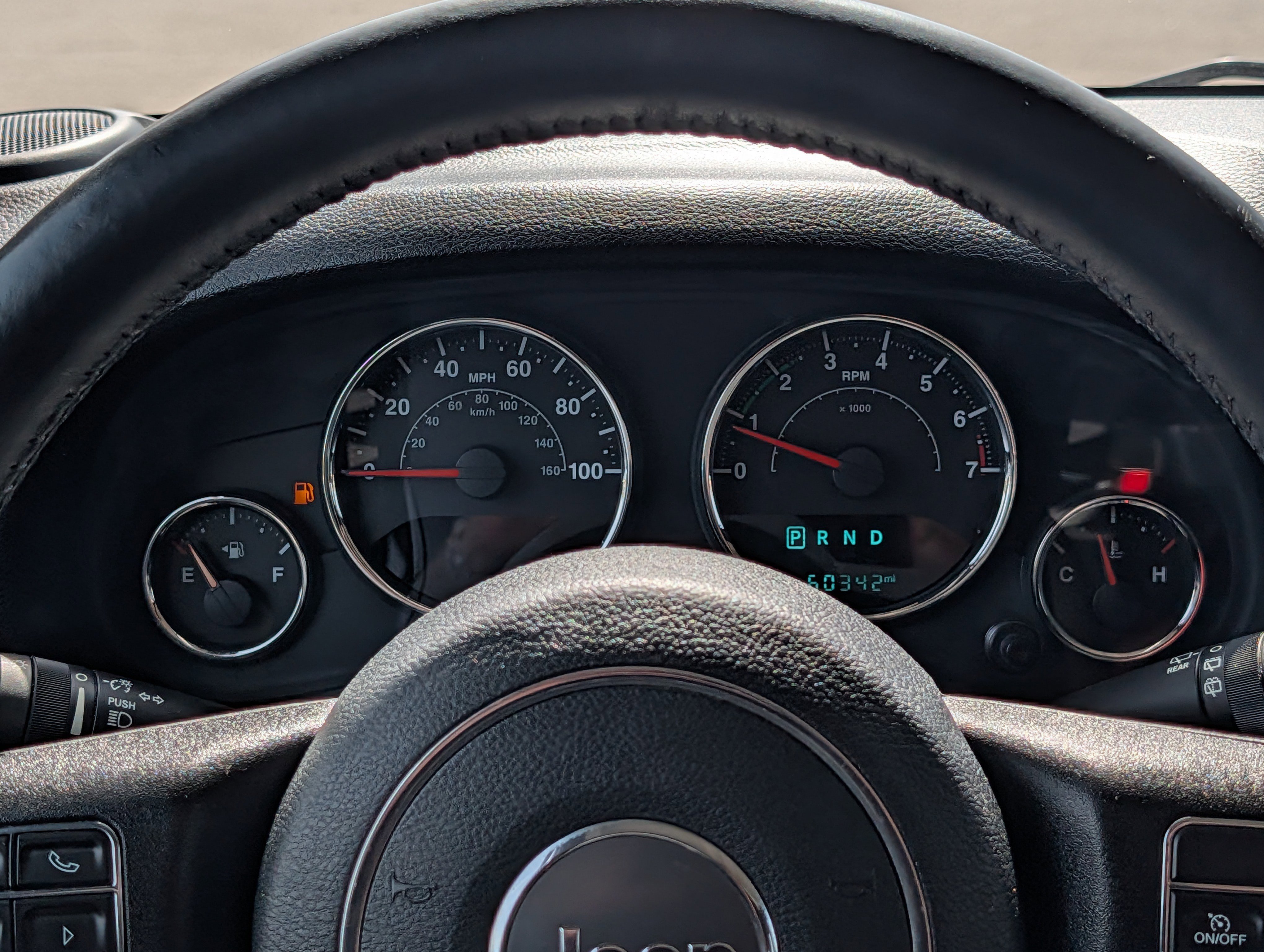 Used 2016 Jeep Wrangler Rubicon w/ Power Convenience Group AWD/4WD image 12