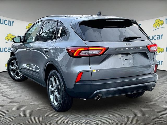 New 2026 Ford Escape ST-Line w/ Cold Weather Package AWD/4WD image 4