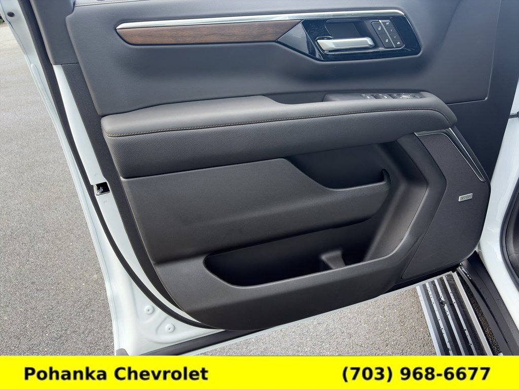 New 2026 Chevrolet Suburban High Country AWD/4WD image 24