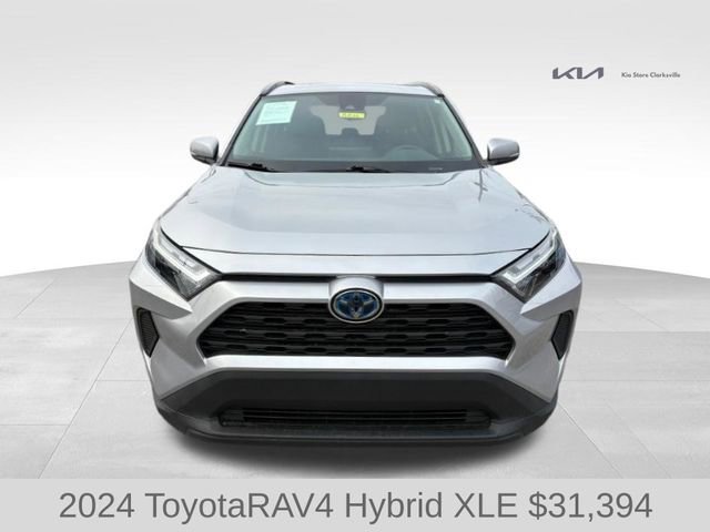 Used 2024 Toyota RAV4 XLE image 3
