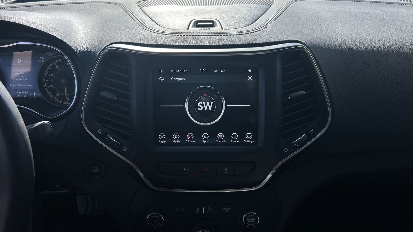 Used 2021 Jeep Cherokee Latitude Lux w/ Comfort/Convenience Group image 26