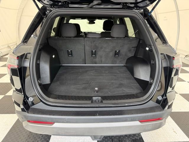 Used 2025 Chevrolet Equinox LT image 4
