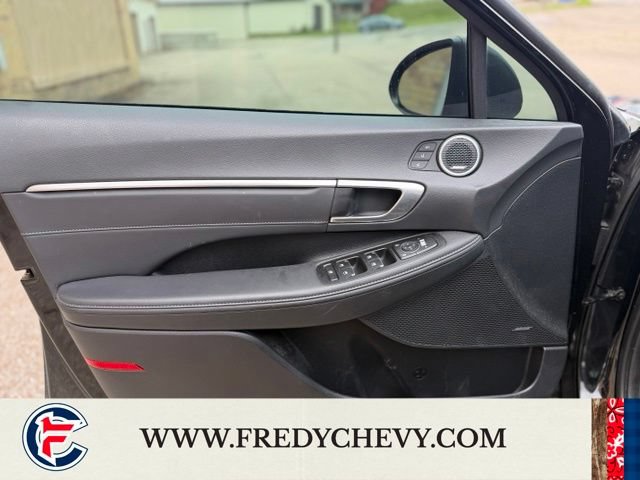 Used 2023 Hyundai Sonata Limited w/ Cargo Package FWD image 20