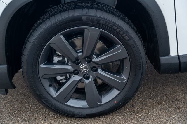 Used 2025 Honda Pilot Sport image 10