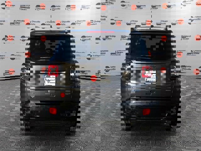 Used 2019 Jeep Renegade Latitude image 4