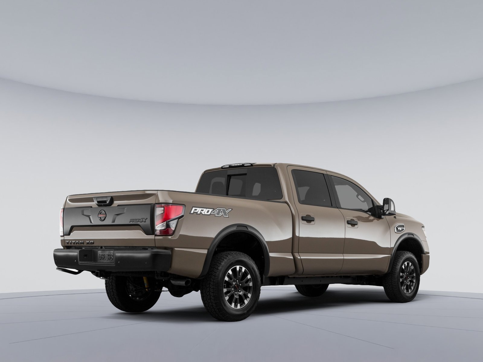 Used 2021 Nissan Titan PRO-4X w/ Pro-4x Convenience Package image 3