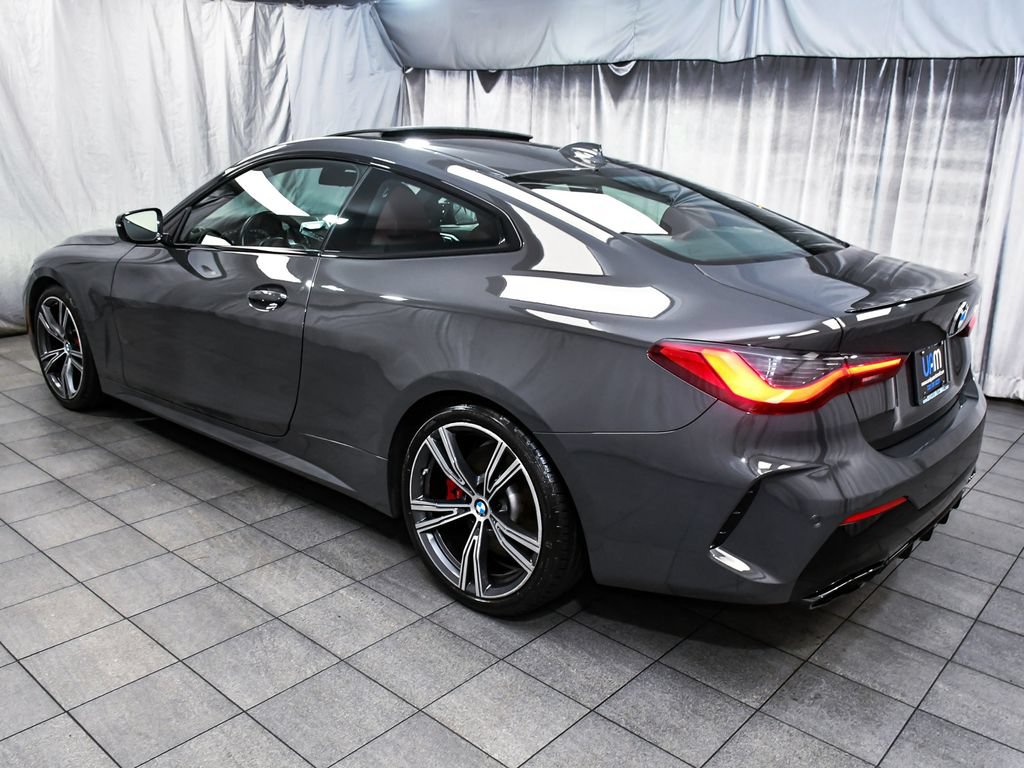 Used 2023 BMW M440i Coupe w/ Premium Package RWD image 4
