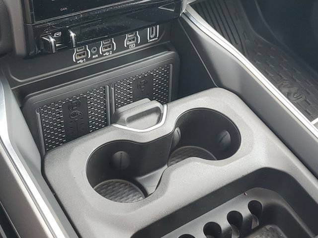New 2026 RAM 1500 Laramie w/ Night Edition AWD/4WD image 28