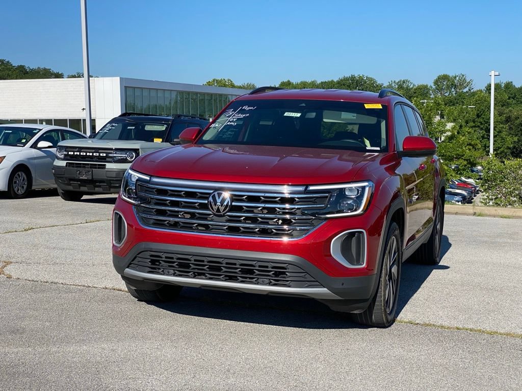 Used 2024 Volkswagen Atlas SE FWD image 3