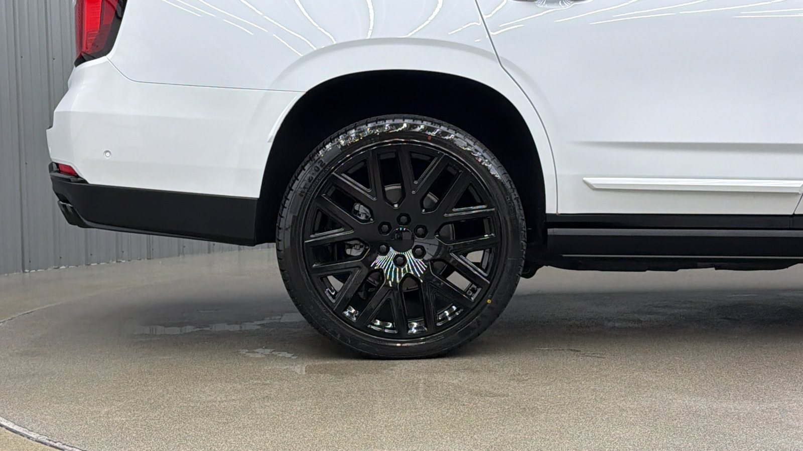 Used 2026 GMC Yukon Denali w/ Sun & Power Step Package AWD/4WD image 12