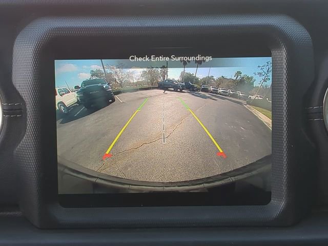 Used 2023 Jeep Wrangler Unlimited Sahara w/ Cold Weather Group image 23