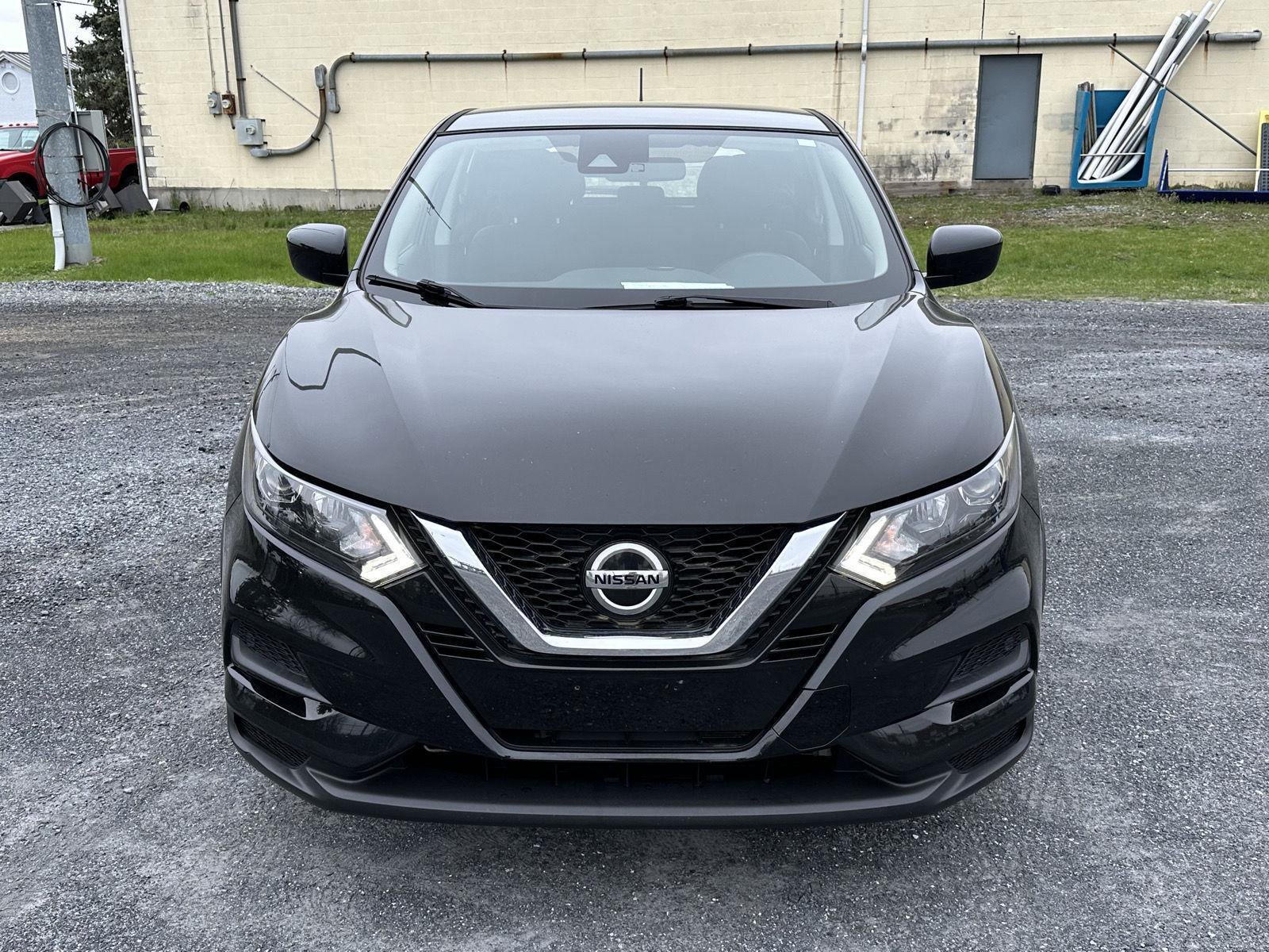 Used 2020 Nissan Rogue Sport S w/ Appearance Package image 3
