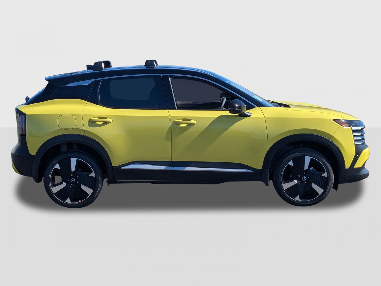 New 2026 Nissan Kicks SR image 6