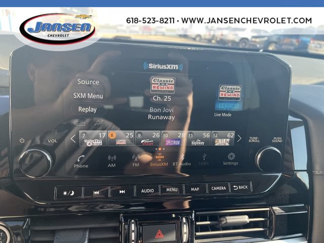 Used 2023 Nissan Pathfinder SL w/ SL Premium Package AWD/4WD image 13
