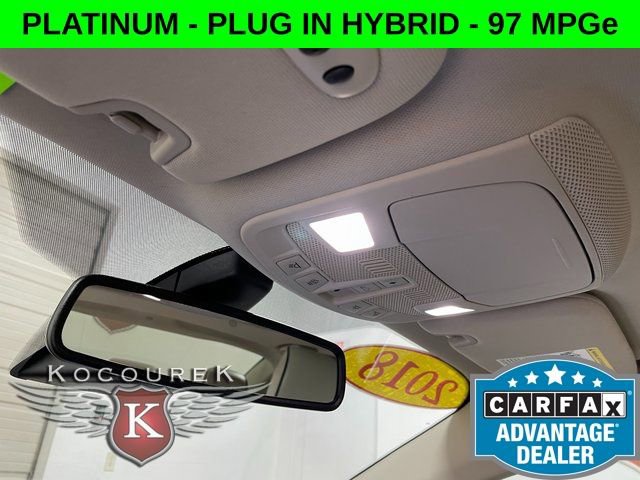 Used 2018 Ford Fusion Energi Platinum FWD image 18