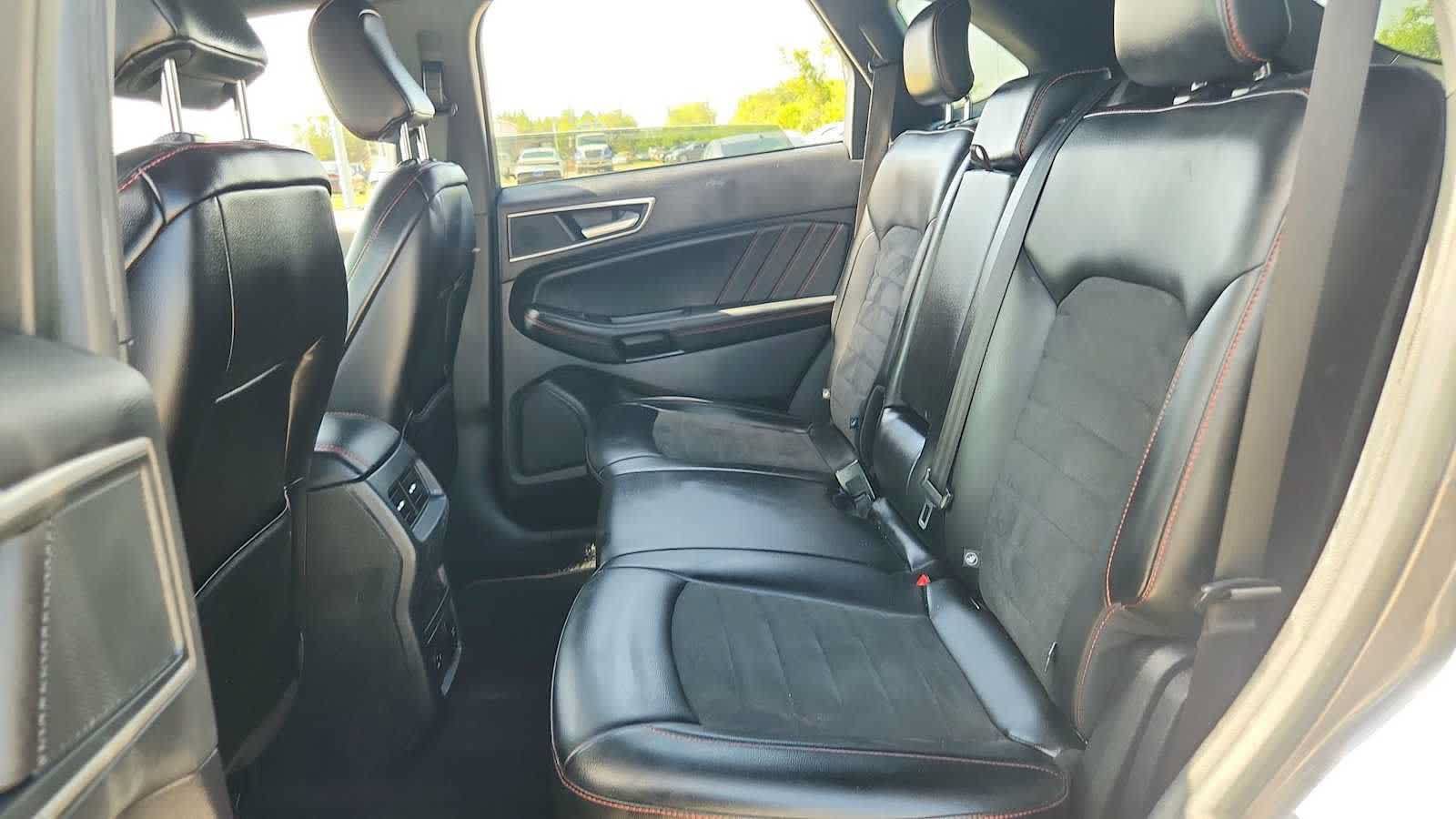 Used 2021 Ford Edge ST-Line FWD image 20