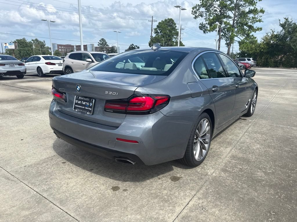 Used 2023 BMW 530i w/ Luxury Seating Package RWD image 5