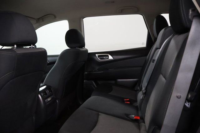 Used 2017 Nissan Pathfinder S FWD image 28