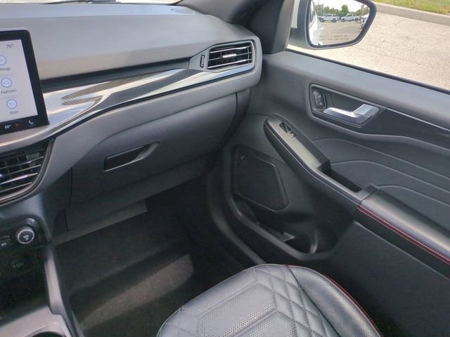 Certified 2023 Ford Escape ST-Line Elite w/ Premium Technology Package AWD/4WD image 17