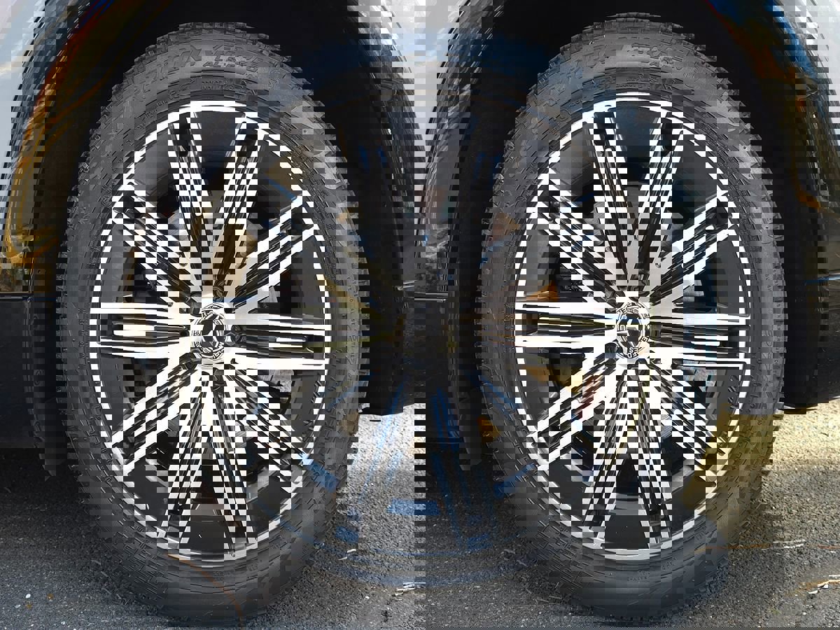 Used 2023 Mercedes-Benz EQS 580 4MATIC SUV image 87