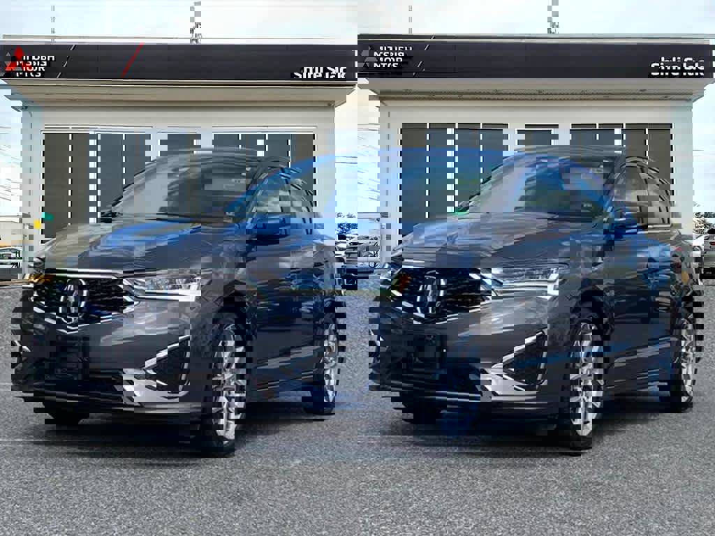 Used 2019 Acura ILX image 1