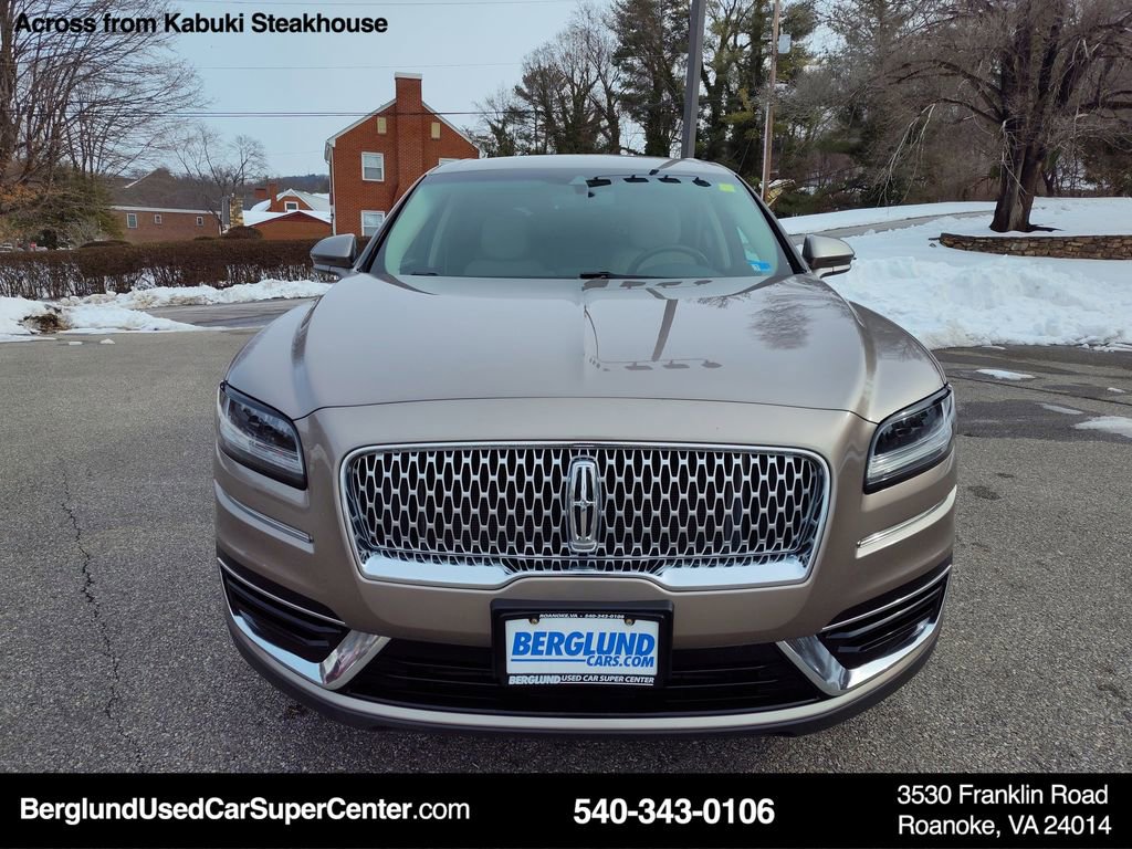 Used 2020 Lincoln Nautilus Premier w/ Equipment Group 101A image 9