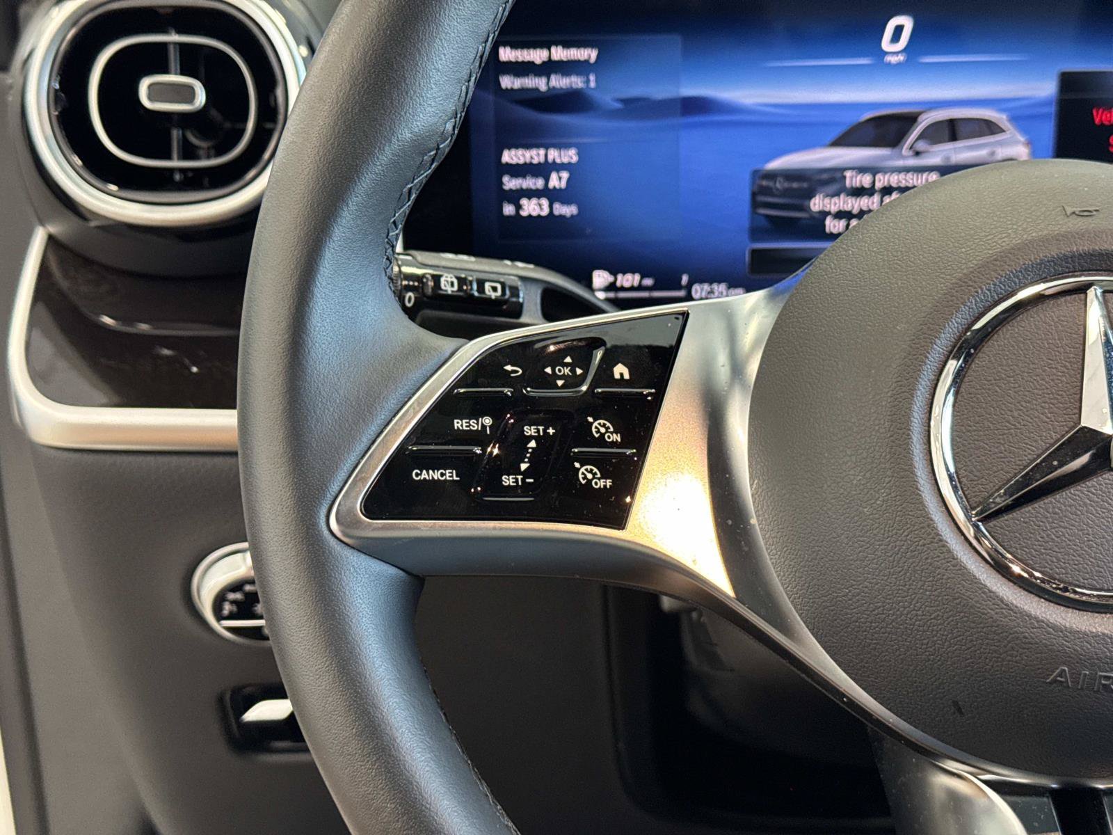Certified 2024 Mercedes-Benz GLC 300 4MATIC image 20