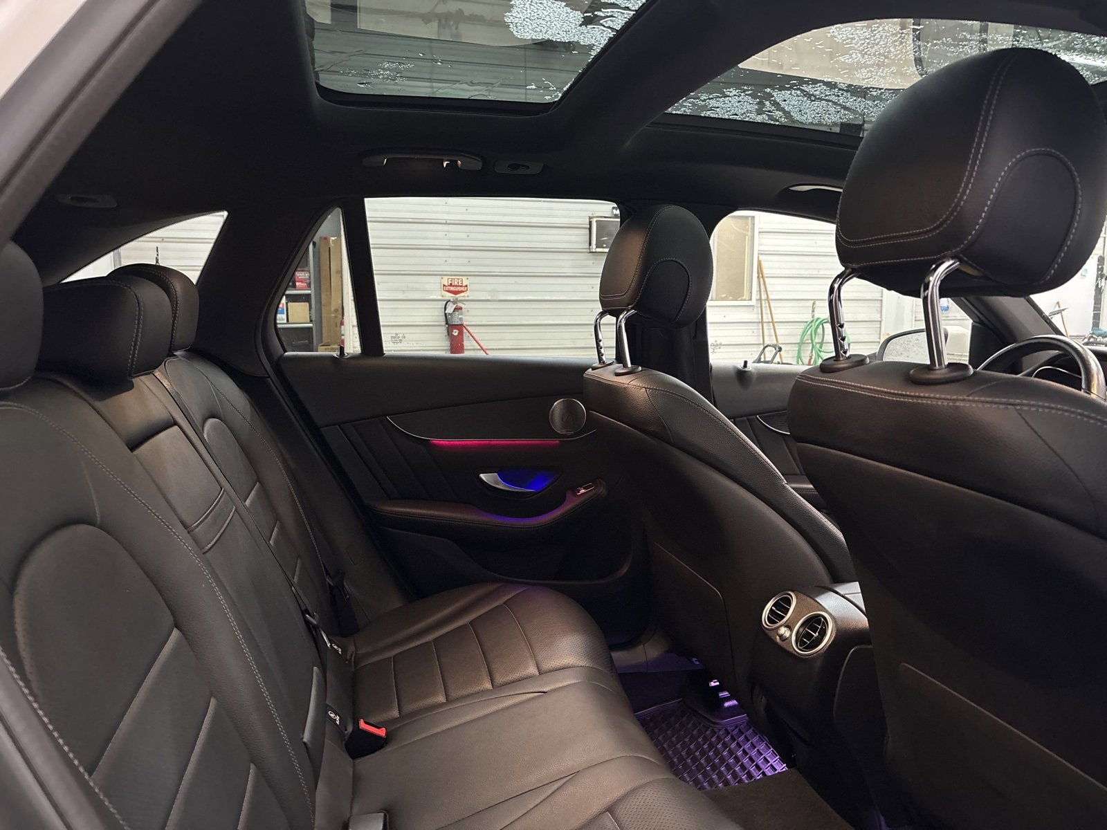 Used 2021 Mercedes-Benz GLC 300 GLC 300 image 31