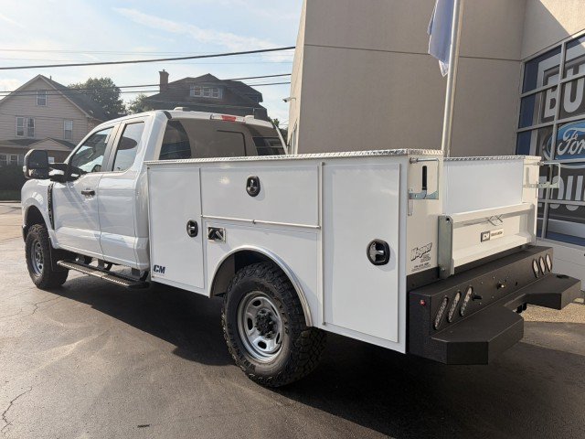 New 2027 Ford F250 XL w/ XL Off-Road 33" Tire Package AWD/4WD image 6