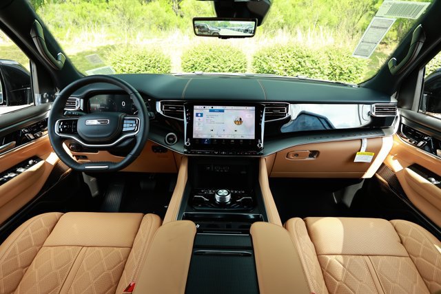 New 2026 Jeep Grand Wagoneer L Summit AWD/4WD image 34