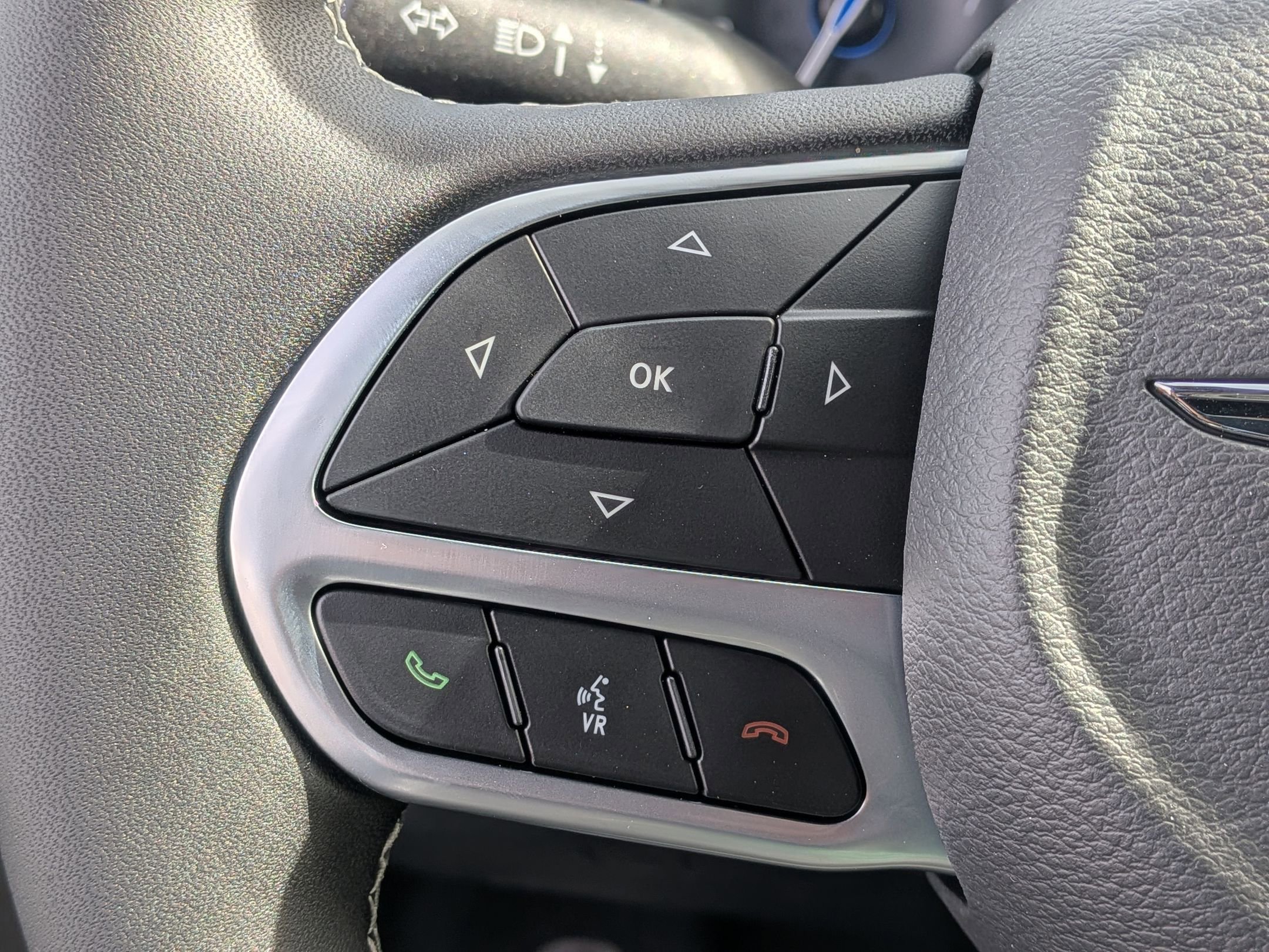 New 2026 Chrysler Voyager LX image 19