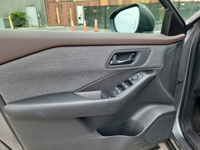 Certified 2023 Nissan Rogue S image 22